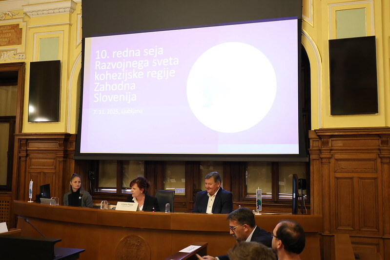 Fotka 10. Redna Seja